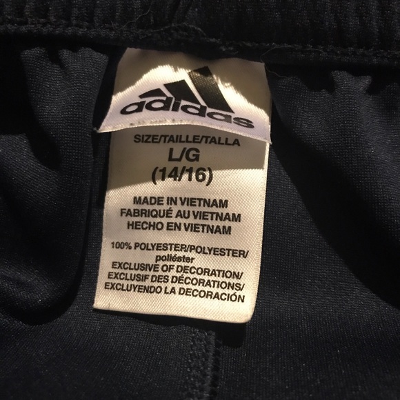 Adidas Men’s Basketball athletic shorts Large - Picture 3 of 3